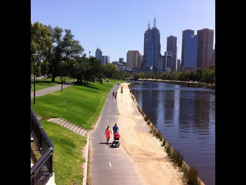 Unwinding Along the Scenic Yarra River Walk